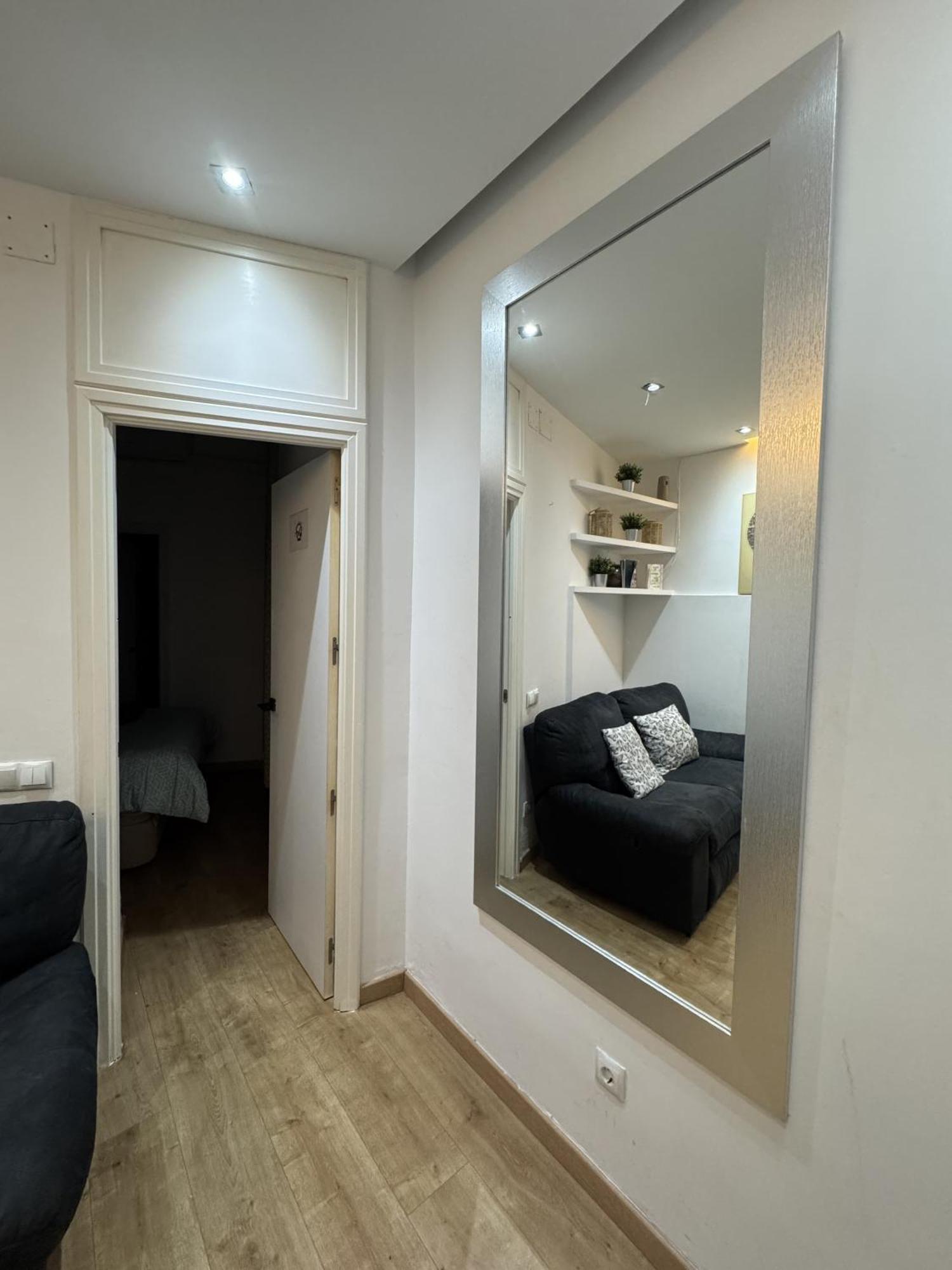 Apartamento Con Patio En Madrid Centro Екстер'єр фото